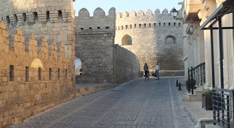 Старый и современный город Баку групповой тур